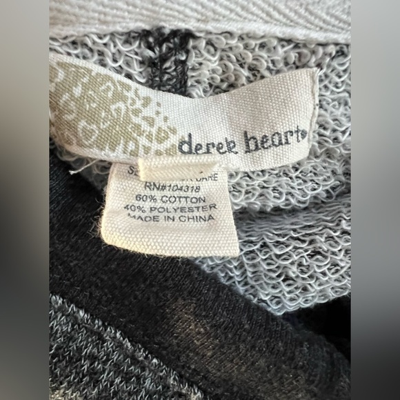 Derek Heart Lightweight Hoodie-Size Medium-Great used condition - Picture 4 of 6